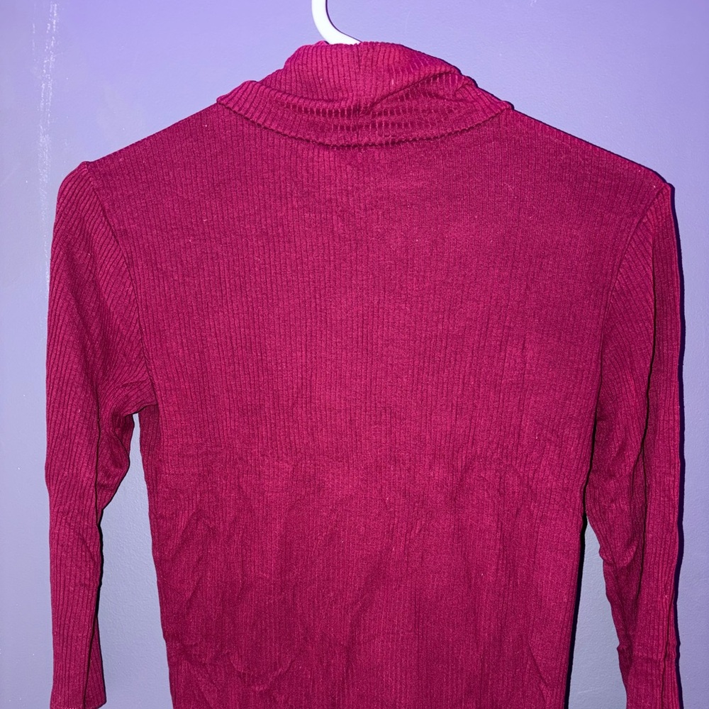 Women's Ribbed Sweater - maroon